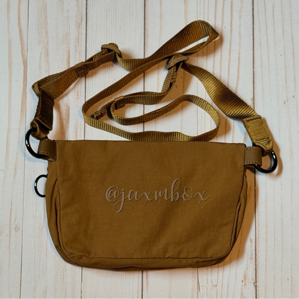 Lululemon All Night Festival Bag *Micro Burnt Caramel - Picture 2 of 9
